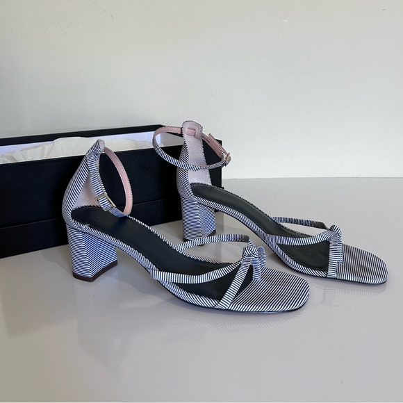 J Crew Skinny Cross Strap Sandals in Stripe Size 9 - Picture 3 of 6